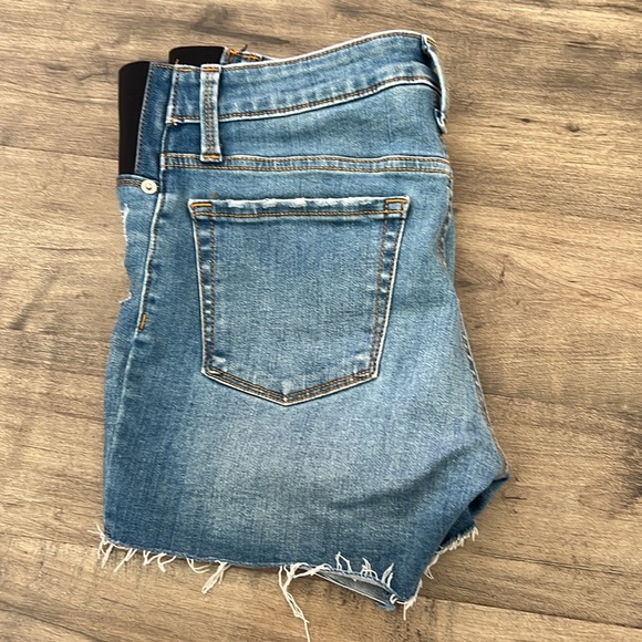 Isabel Medium Wash Maternity Shorts - Picture 2 of 2